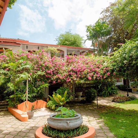 Ayubowan Swiss Lanka Bungalow Resort Bentota Exterior photo