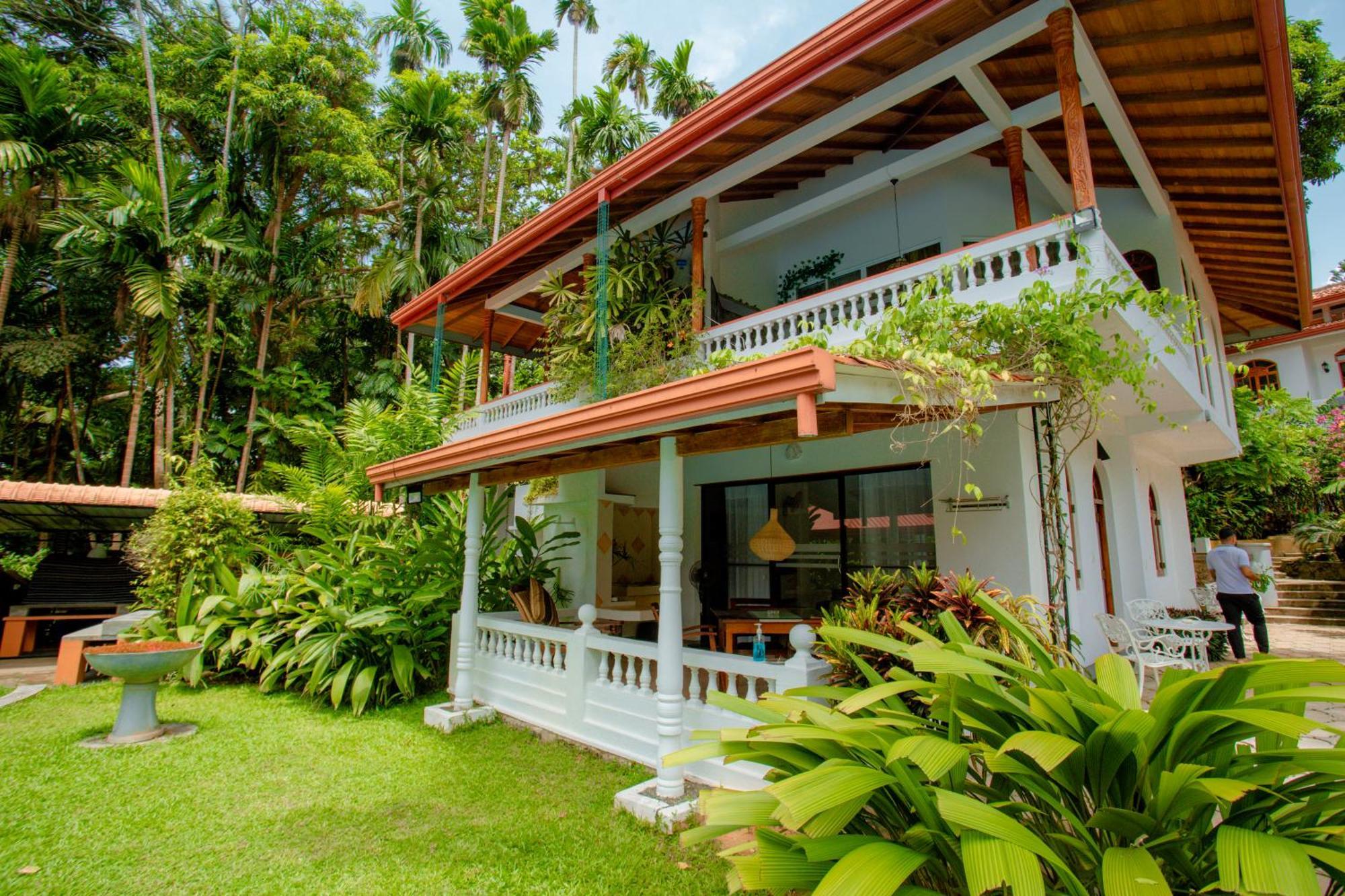 Ayubowan Swiss Lanka Bungalow Resort Bentota Exterior photo