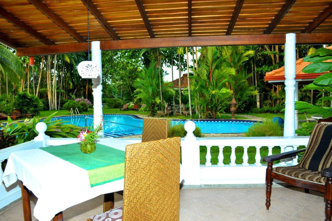 Ayubowan Swiss Lanka Bungalow Resort Bentota Exterior photo