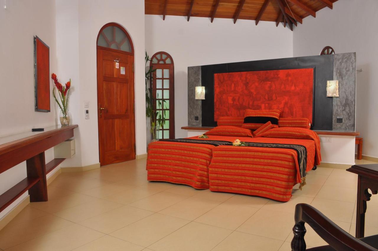 Ayubowan Swiss Lanka Bungalow Resort Bentota Exterior photo